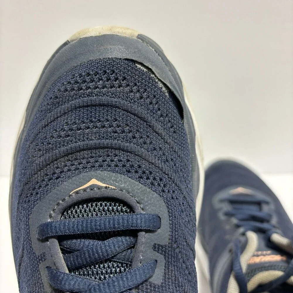Hoka One One hoka one